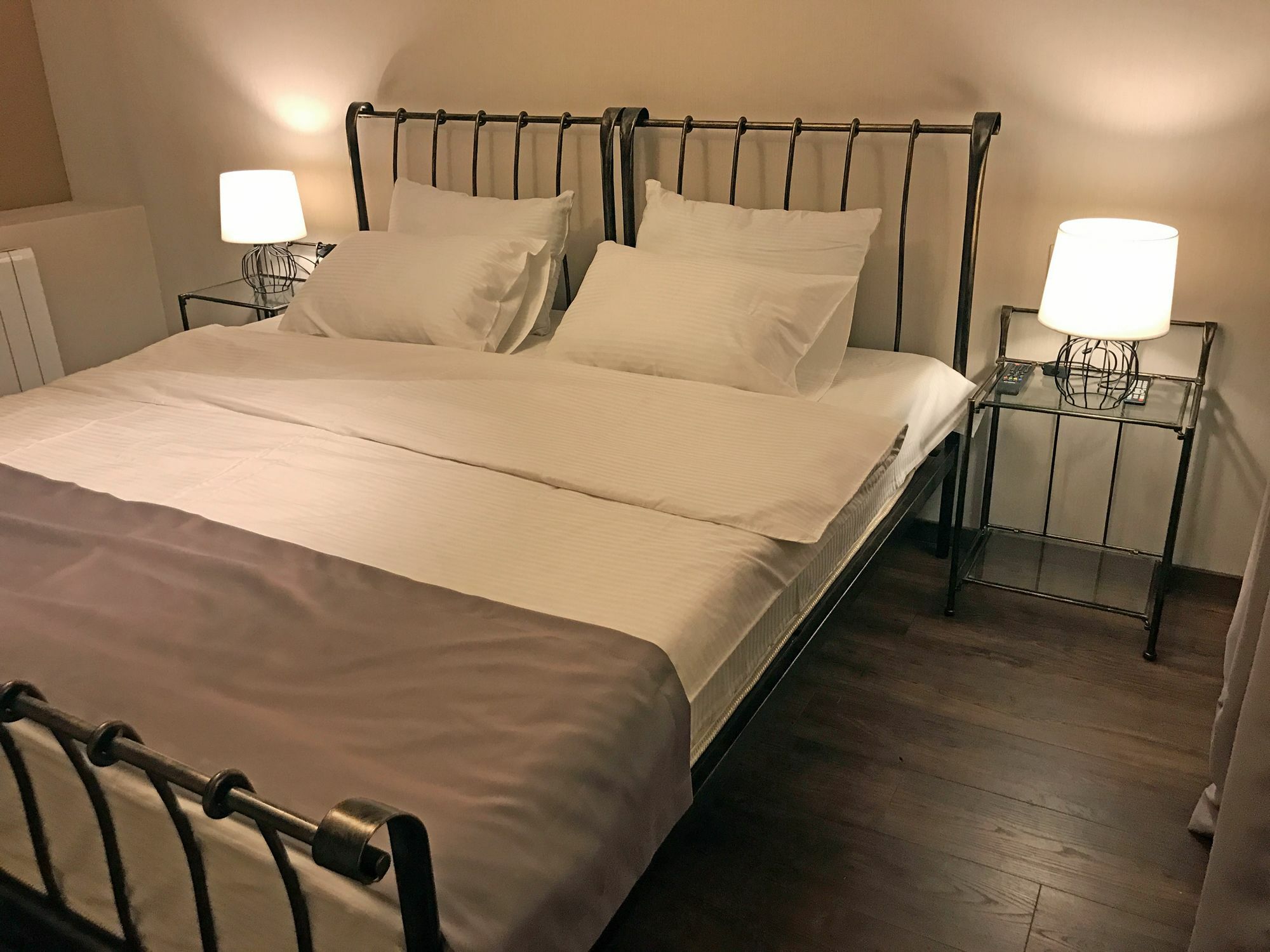 Oc Apartments Тбилиси Екстериор снимка